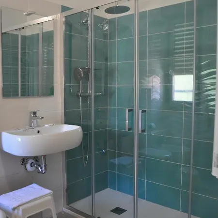 Susy - Bakery & Gluten Free Made - Direttamente Su Viale Dante A Due Passi Dal Mare 2*