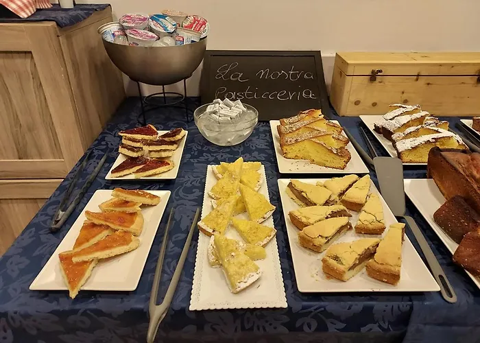 Susy - Bakery & Gluten Free Made - Direttamente Su Viale Dante A Due Passi Dal Mare 2* 里乔内
