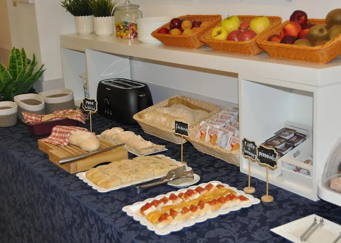 Susy - Bakery & Gluten Free Made - Direttamente Su Viale Dante A Due Passi Dal Mare 酒店 里乔内
