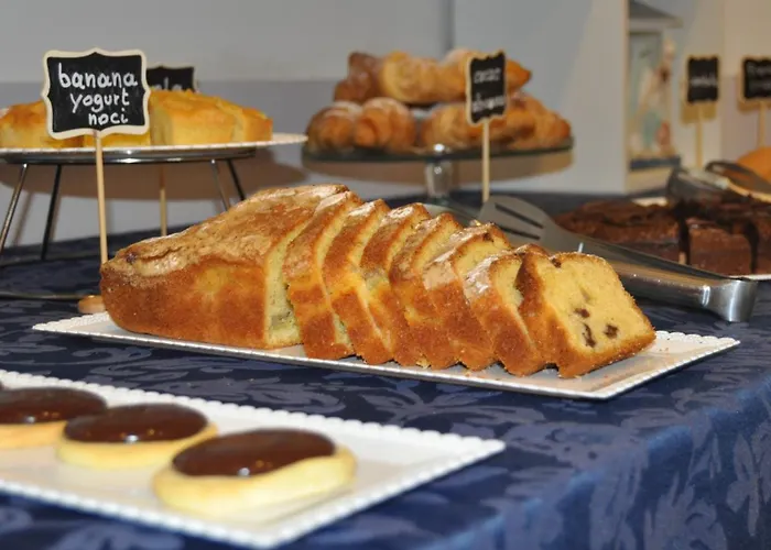 Susy - Bakery & Gluten Free Made - Direttamente Su Viale Dante A Due Passi Dal Mare 2*