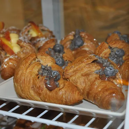 Otel Susy - Bakery & Gluten Free Made - Direttamente Su Viale Dante A Due Passi Dal Mare 2*