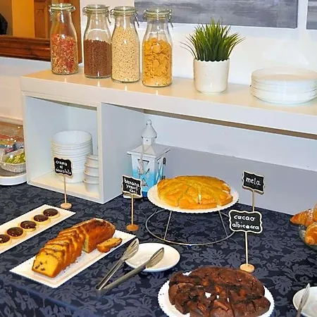 Susy - Bakery & Gluten Free Made - Direttamente Su Viale Dante A Due Passi Dal Mare リッチョーネ