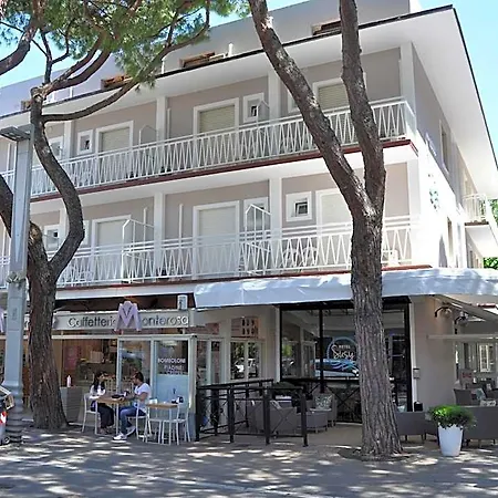 Susy - Bakery & Gluten Free Made - Direttamente Su Viale Dante A Due Passi Dal Mare ホテル リッチョーネ