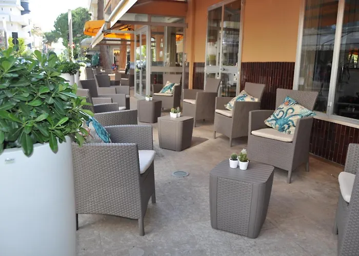 Susy - Bakery&gluten Free - Direttamente Su Viale Dante A Due Passi Dal Mare Hotel Riccione