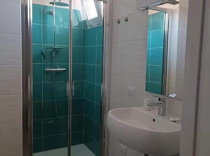 Susy - Bakery&gluten Free - Direttamente Su Viale Dante A Due Passi Dal Mare