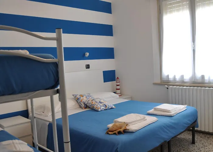 Susy - Bakery & Gluten Free Made - Direttamente Su Viale Dante A Due Passi Dal Mare Hotel 2*