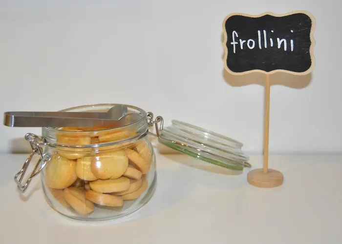 Susy - Bakery&gluten Free - Direttamente Su Viale Dante A Due Passi Dal Mare 2*